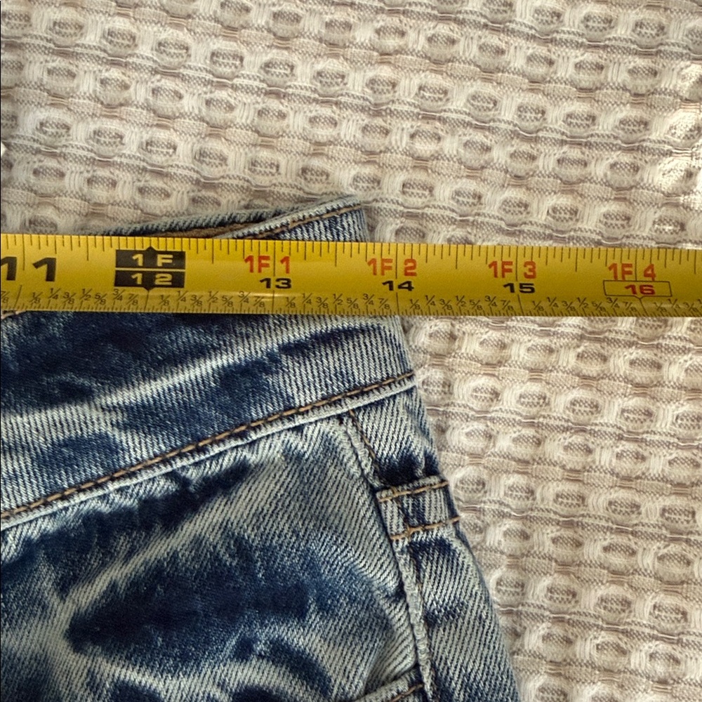 Easel Blue Boyfriend Jeans with Patchwork
Size Medium. New with tags. - Picture 7 of 10